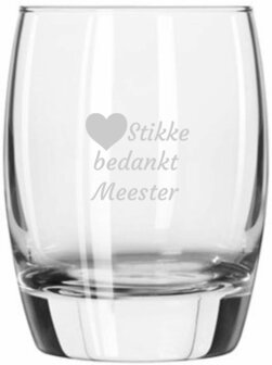 Waterglas met gravering