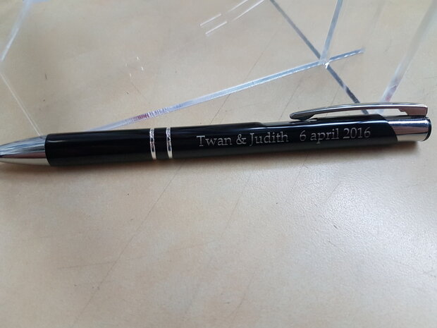Gegraveerde Pen