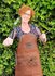 Leren BBQ schort met naam en ontwerp gegraveerd_